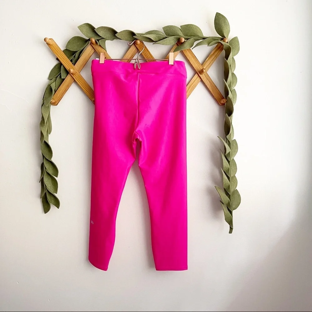 ALO Airlift Hot Pink Cropped High Rise Leggings